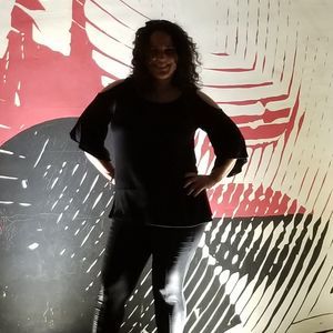 Meet your Posher, Hulya